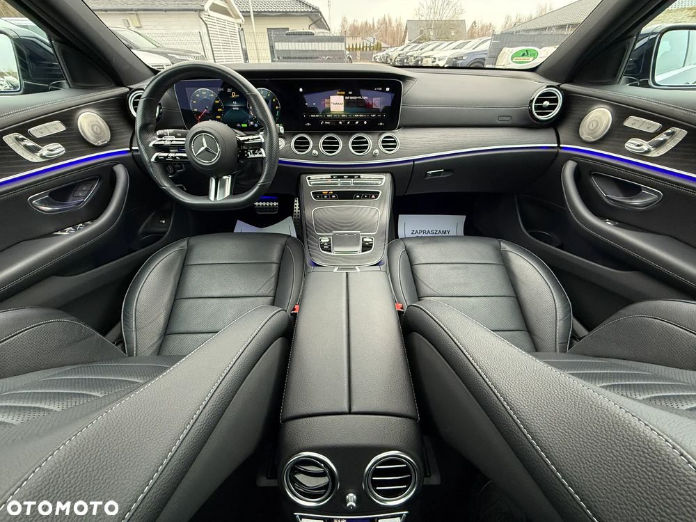 Mercedes-Benz Klasa E 300 de PHEV 4-Matic AMG 9G-Tronic - 39