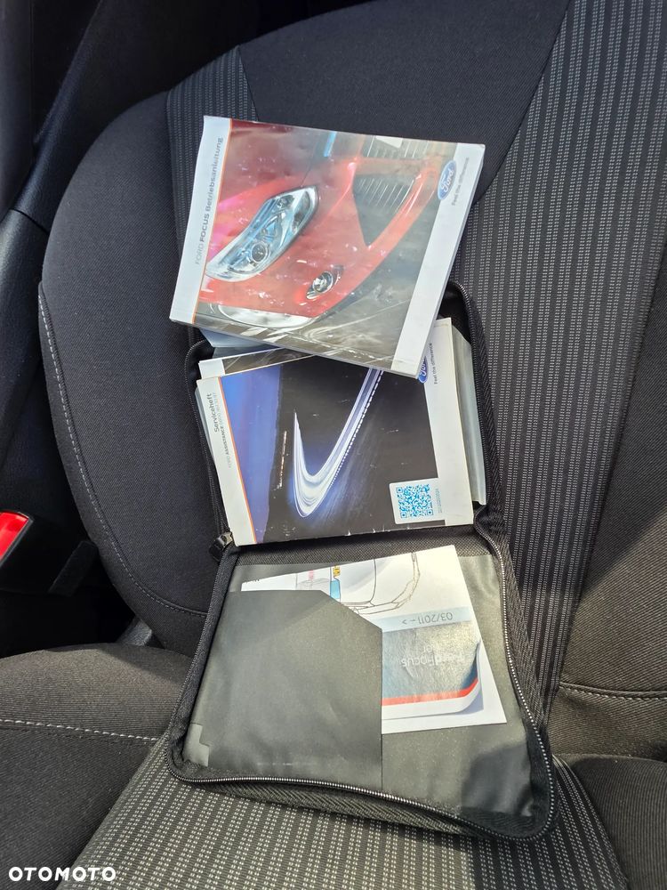 Ford Focus 1.6 TDCi DPF SYNC Edition - 40