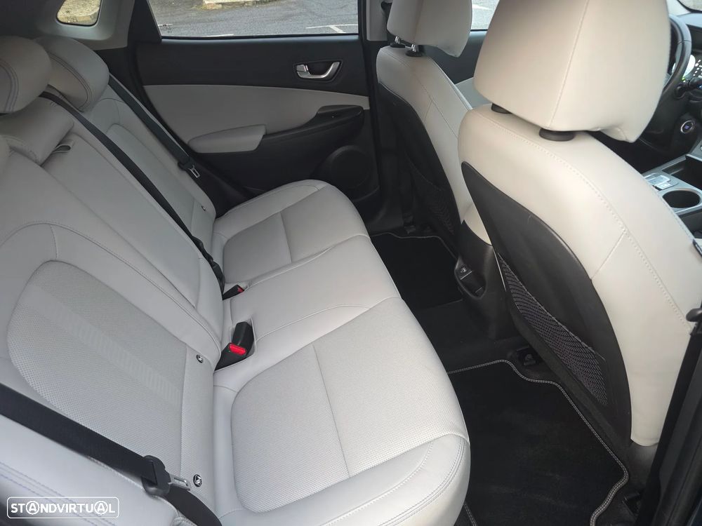 Hyundai Kauai EV 64 kWh Vanguard+TMS - 17