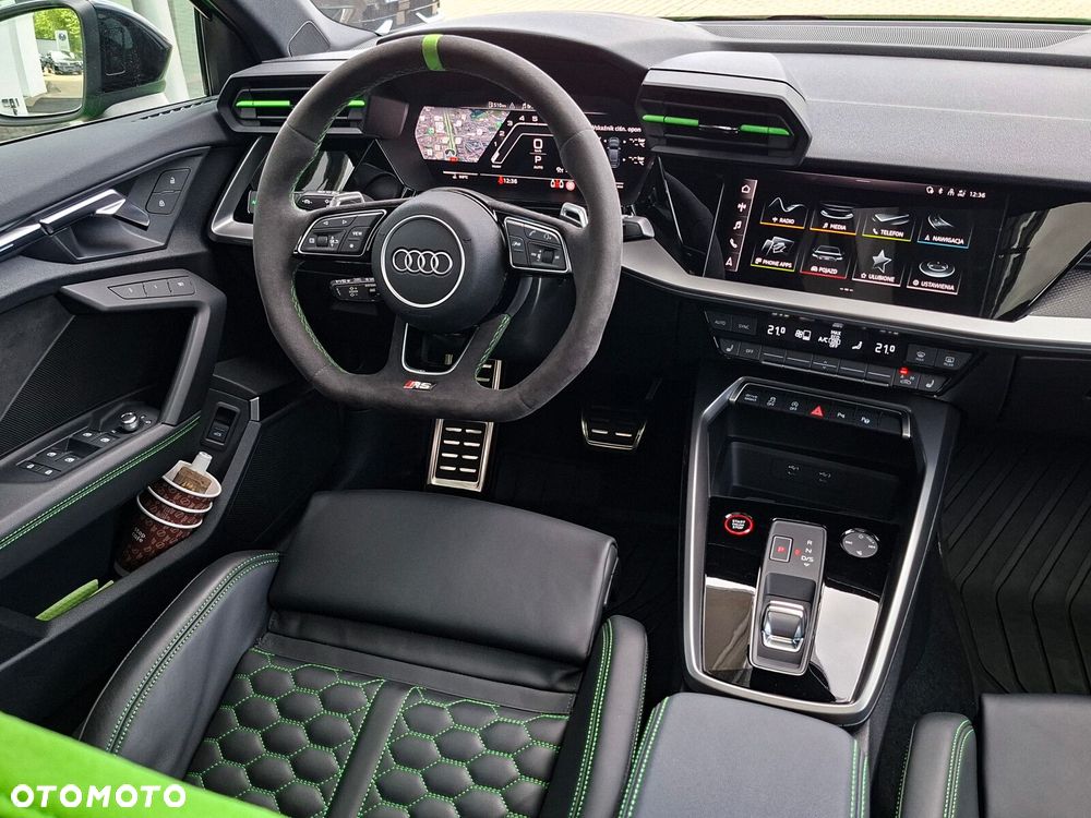 Audi RS3 Limousine - 23