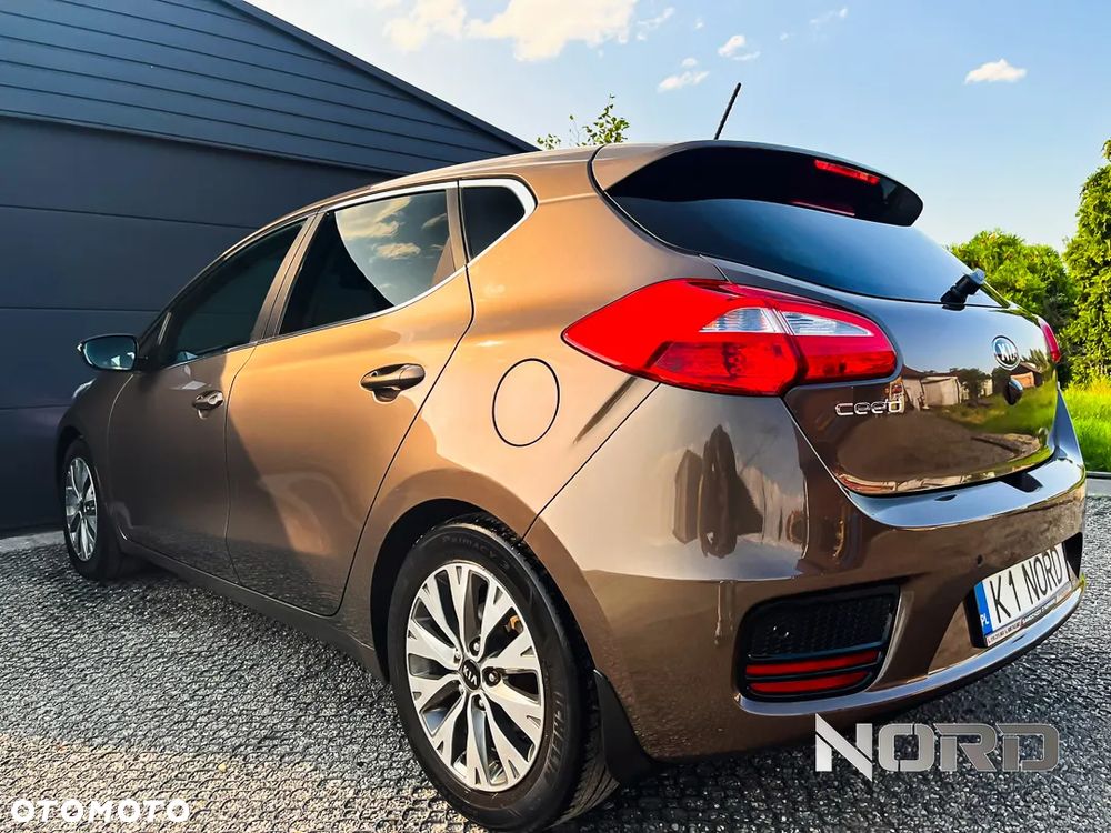 Kia Ceed 1.0 T-GDI L - 8