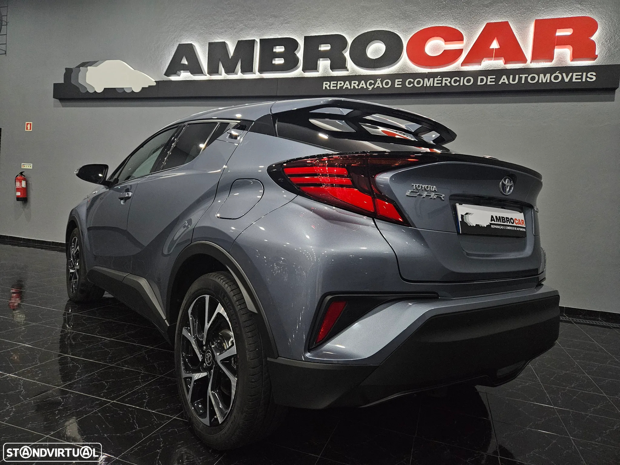 Toyota C-HR 1.8 Hybrid Exclusive+P.Luxury - 5