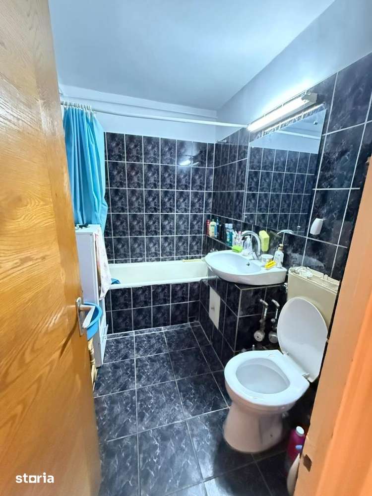 3 camere decomandat 2 bai  Drumul Taberei - Drumul Sarii - Razoare - Imagine principală: 3/8
