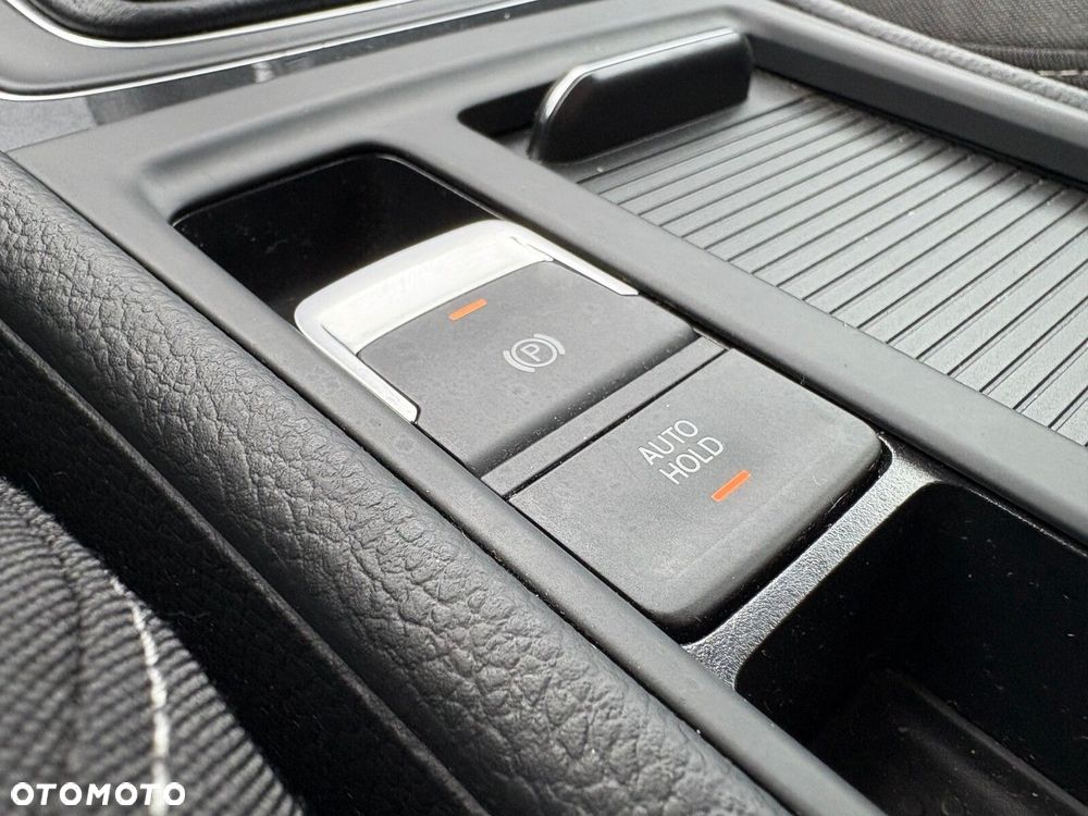 Volkswagen Golf 1.0 TSI Trendline - 21