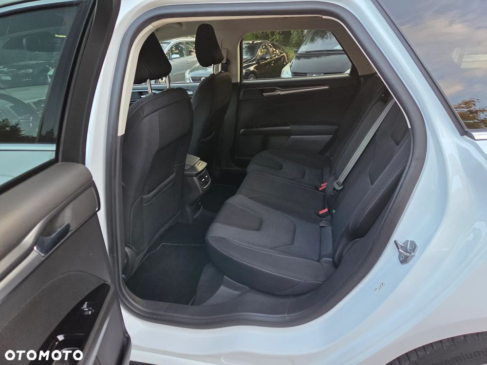 Ford Mondeo 2.0 TDCi Titanium - 24