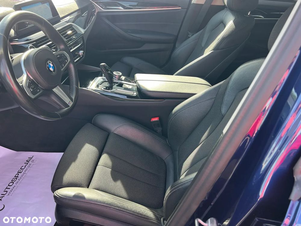 BMW Seria 5 520d Sport Line - 13