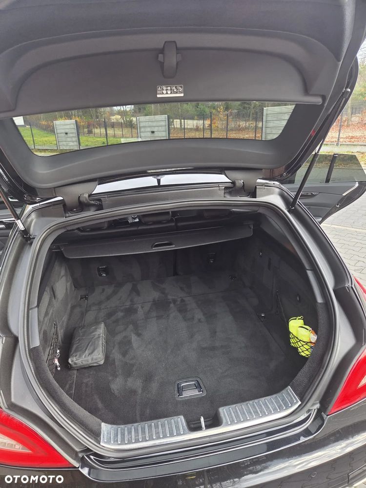 Mercedes-Benz CLS 350 CDI 4Matic 7G-TRONIC - 15