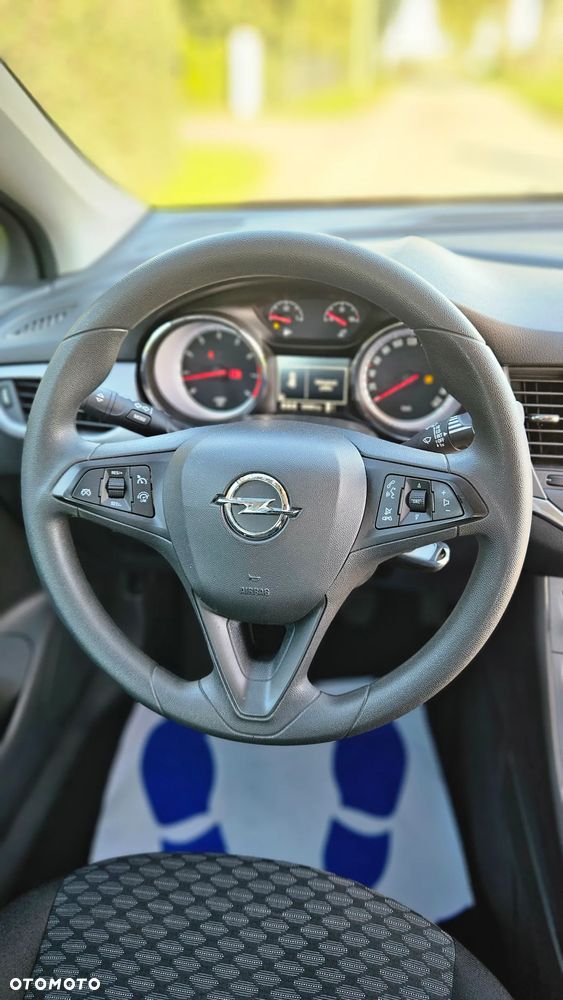 Opel Astra 1.4 T Dynamic - 19