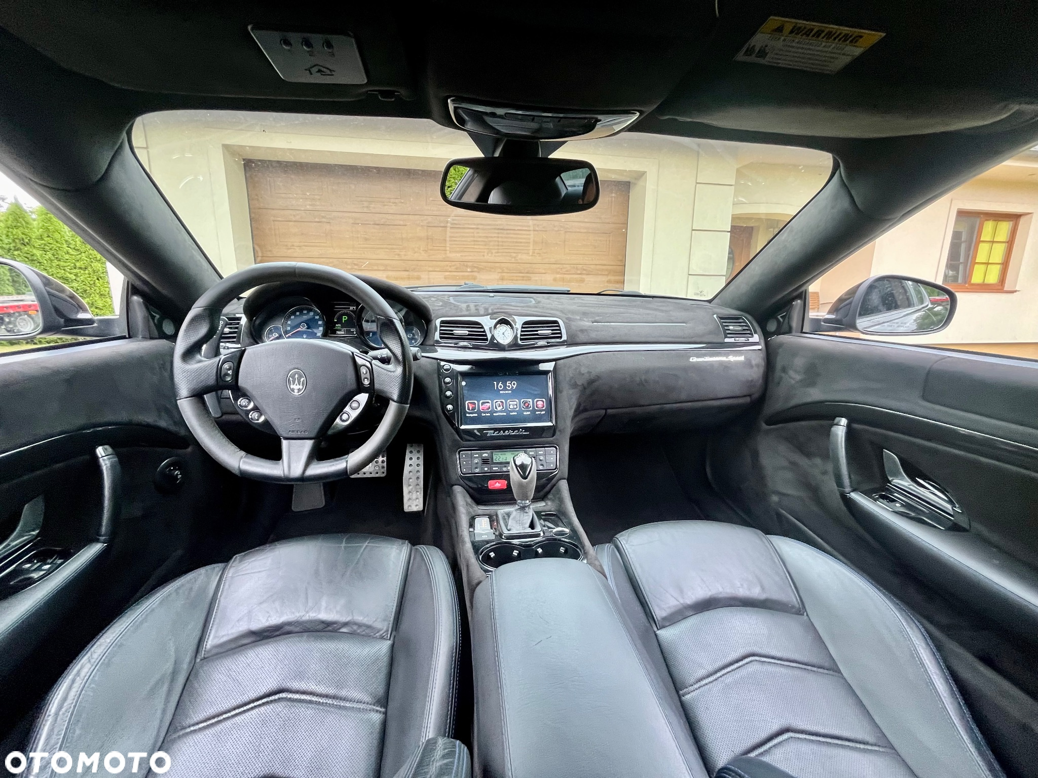Maserati GranTurismo S Automat - 10
