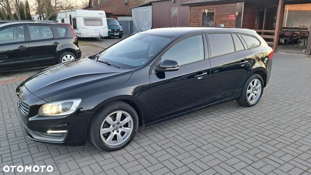 Volvo V60 D3 Base - 16