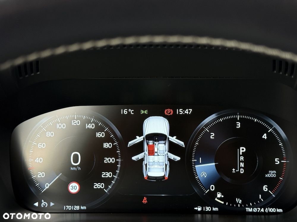 Volvo XC 60 D4 Geartronic RDesign - 25