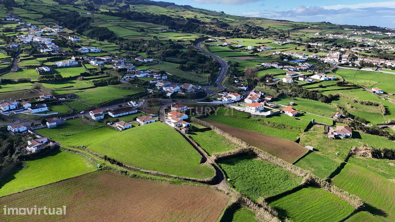 Terreno Rústico com 2090m2 - Grande imagem: 5/5