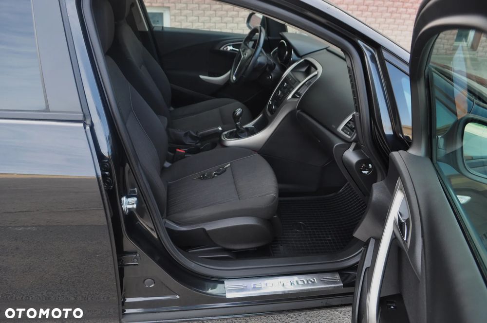 Opel Astra 1.4 Turbo - 26