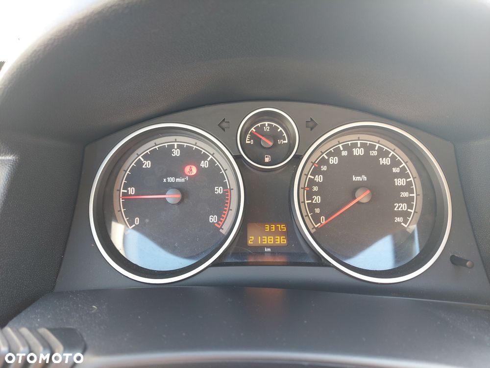 Opel Astra III 1.7 CDTI Cosmo - 22