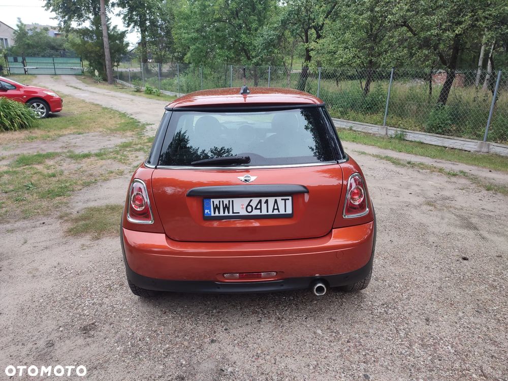 MINI ONE D - 7