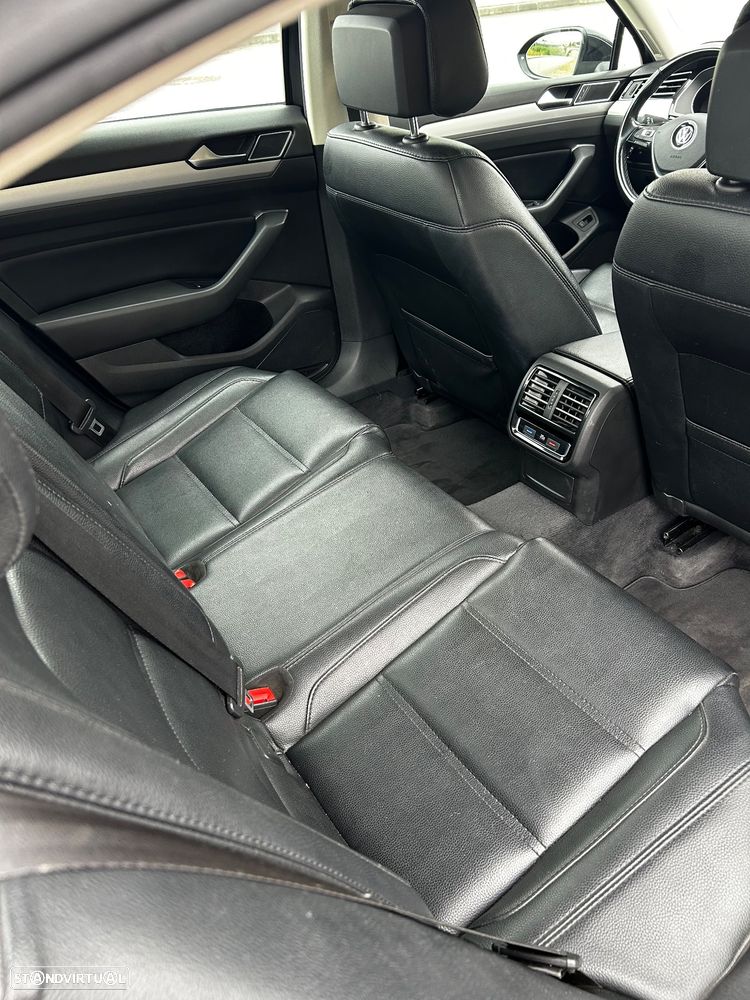 VW Passat 2.0 TDI Confortline - 6