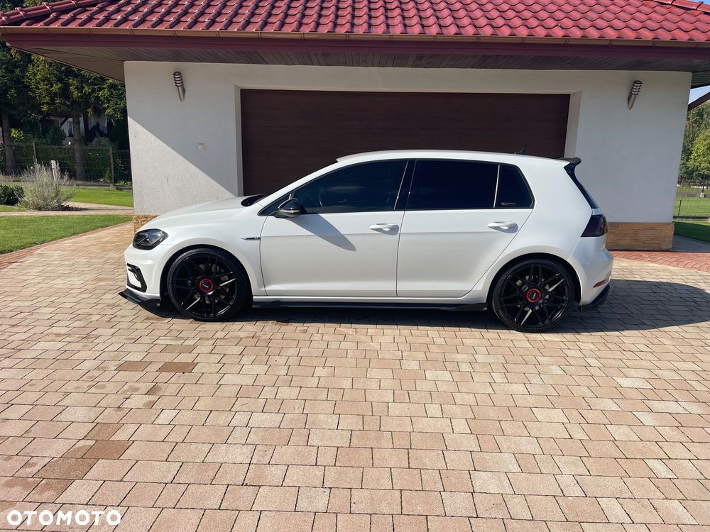 Volkswagen Golf - 5