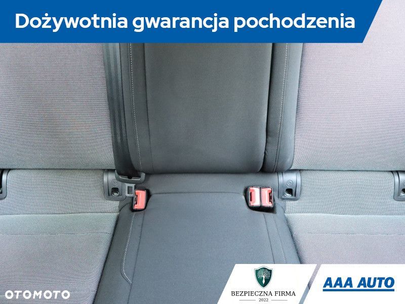 Volkswagen Golf - 11