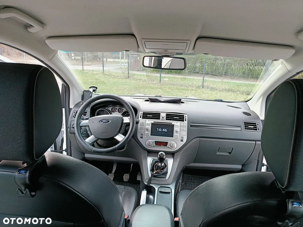 Ford Kuga 2.0 TDCi Titanium - 12