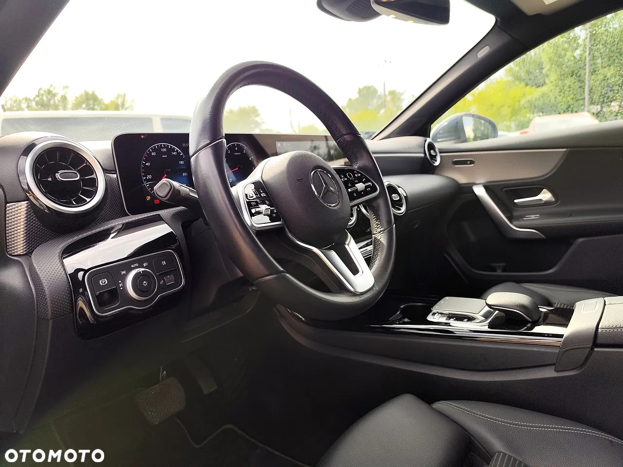 Mercedes-Benz Klasa A 200 Progressive 7G-DCT - 12