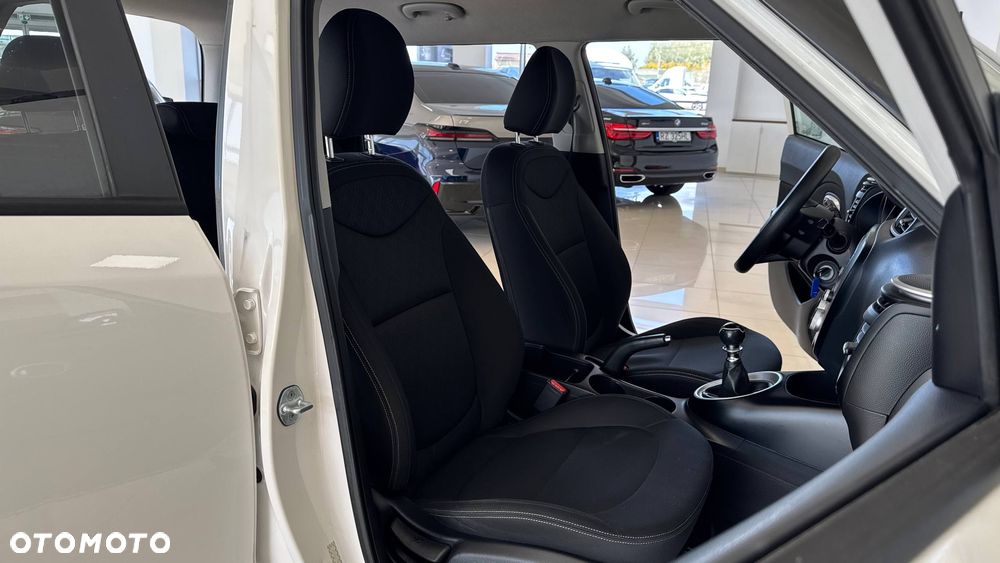 Kia Soul 1.6 GDI Dream Team Edition - 34