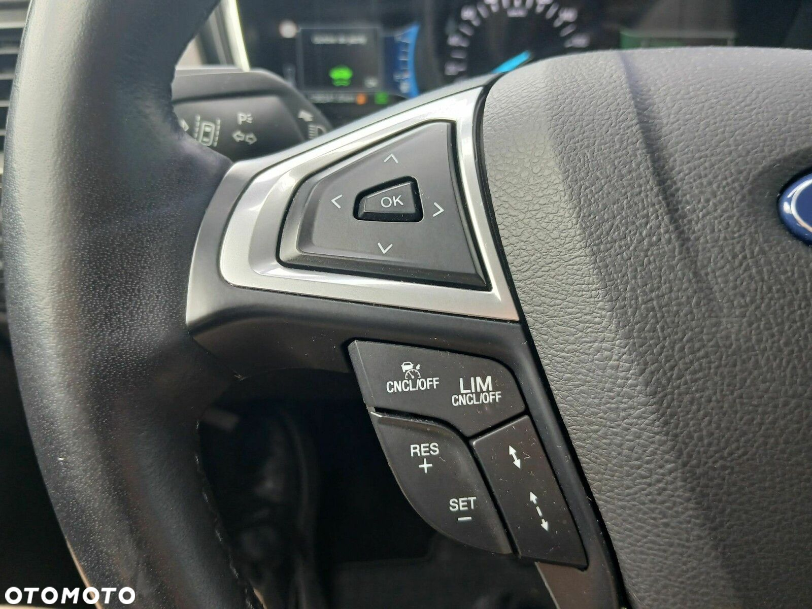Ford Mondeo 2.0 Hybrid Titanium - 17
