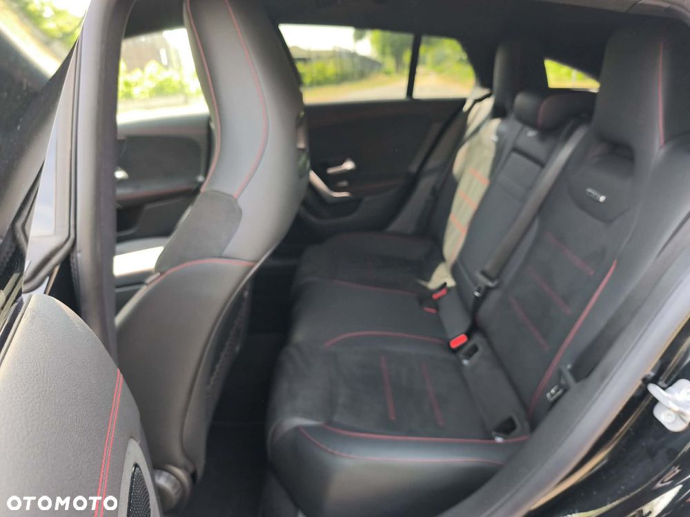 Mercedes-Benz CLA 200 d 8G-DCT AMG Line - 36