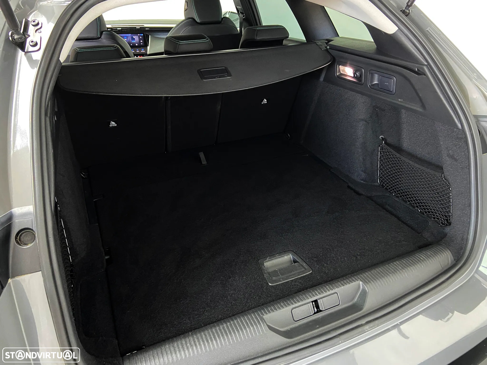 Peugeot 308 SW 1.5 BlueHDi Allure EAT8 - 11