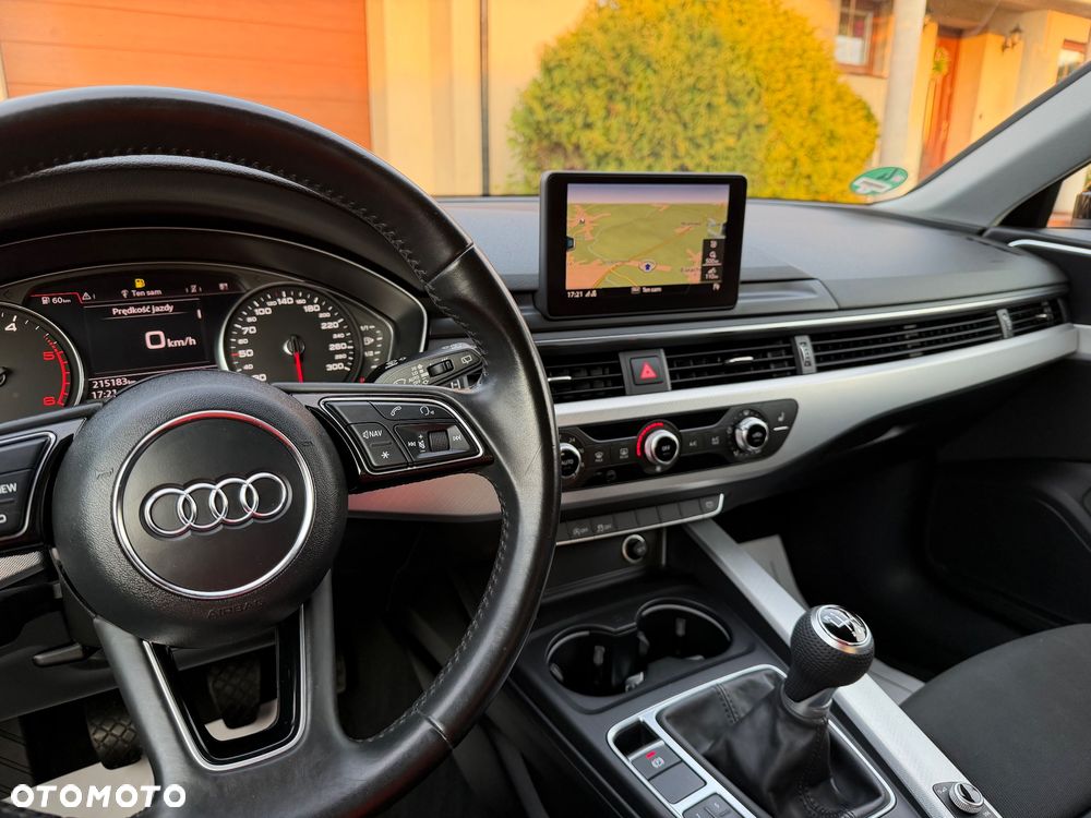 Audi A4 Avant 2.0 TDI DPF S line Sportpaket - 31