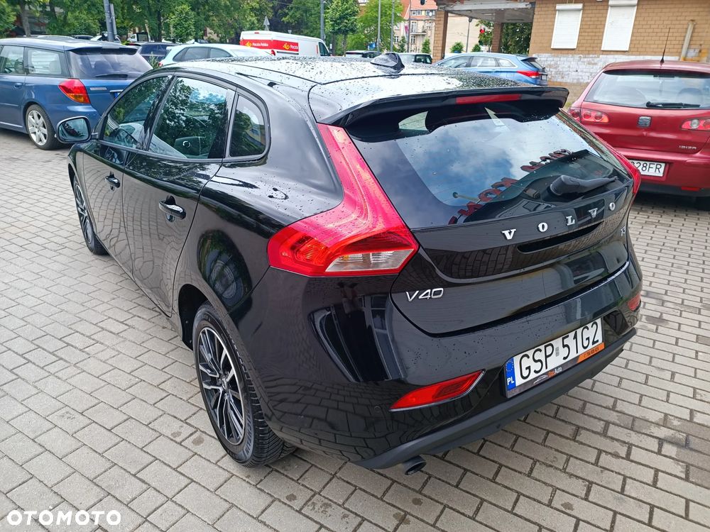 Volvo V40 T3 Geartronic Momentum - 5