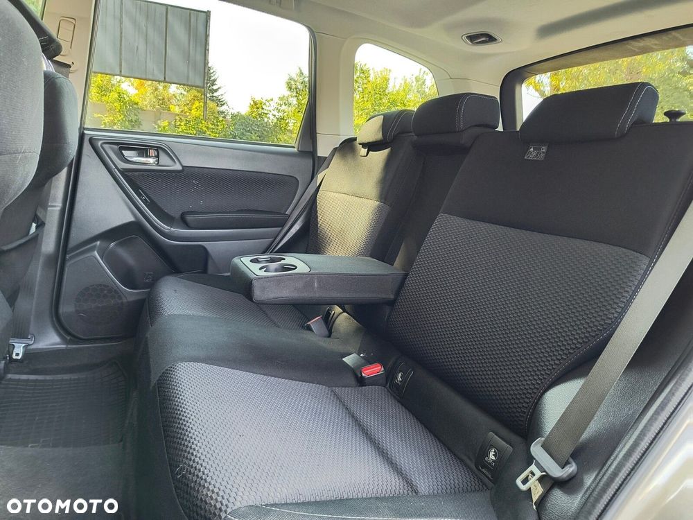 Subaru Forester - 12
