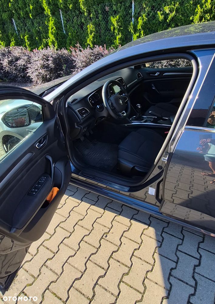 Renault Megane 1.5 Blue dCi Intens - 8