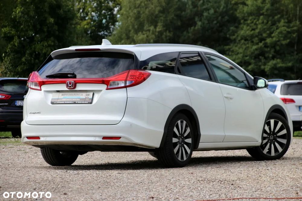 Honda Civic Tourer 1.8 i-VTEC Style Edition - 17
