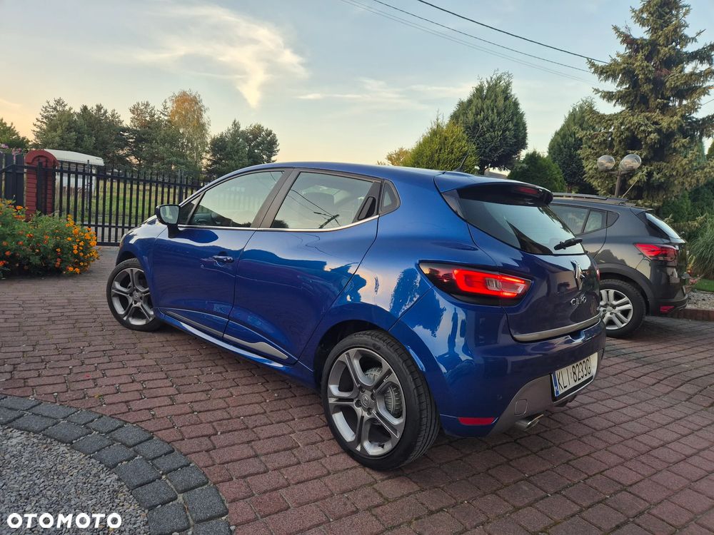 Renault Clio - 2