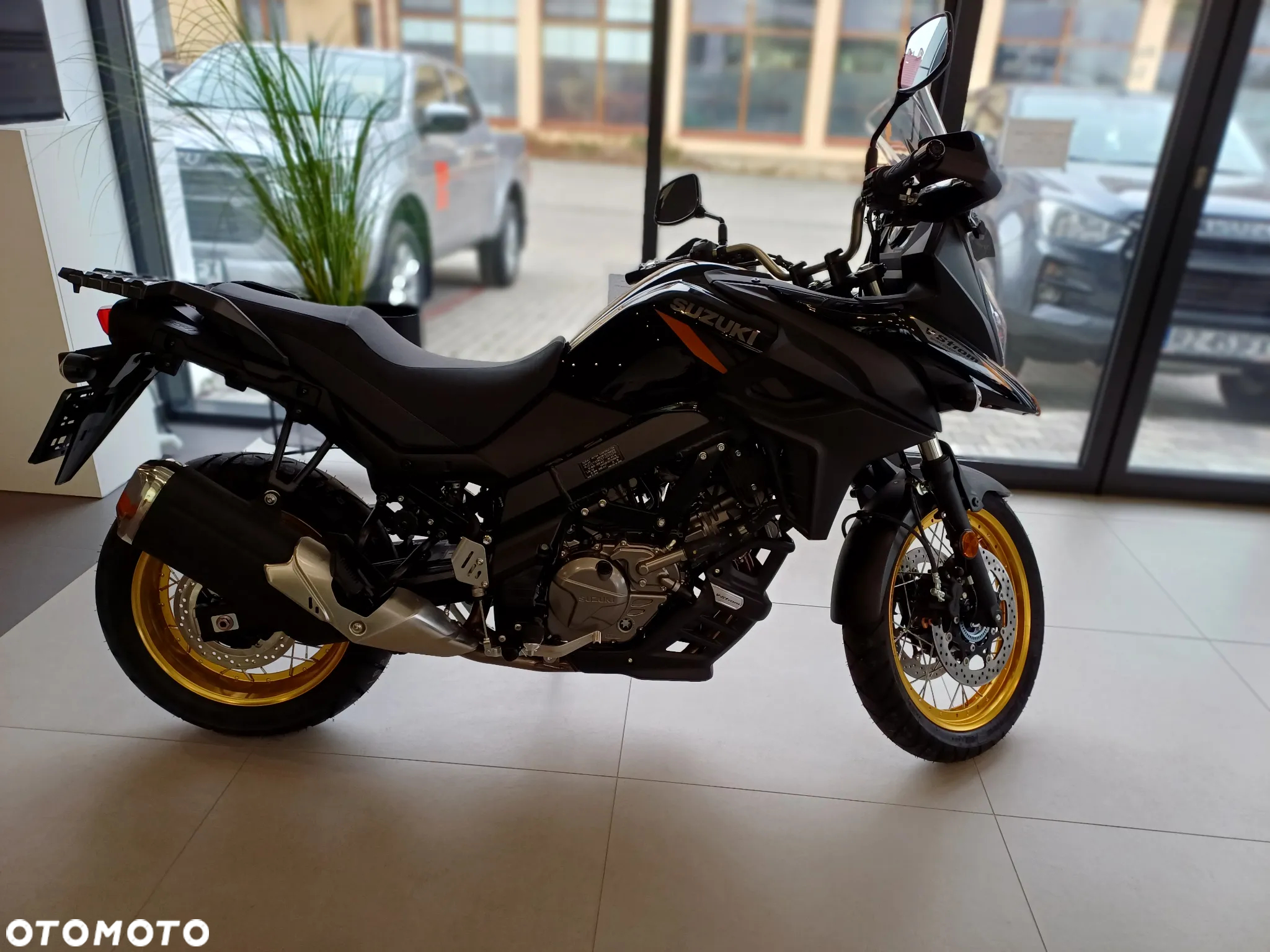 Suzuki V-STROM - 2