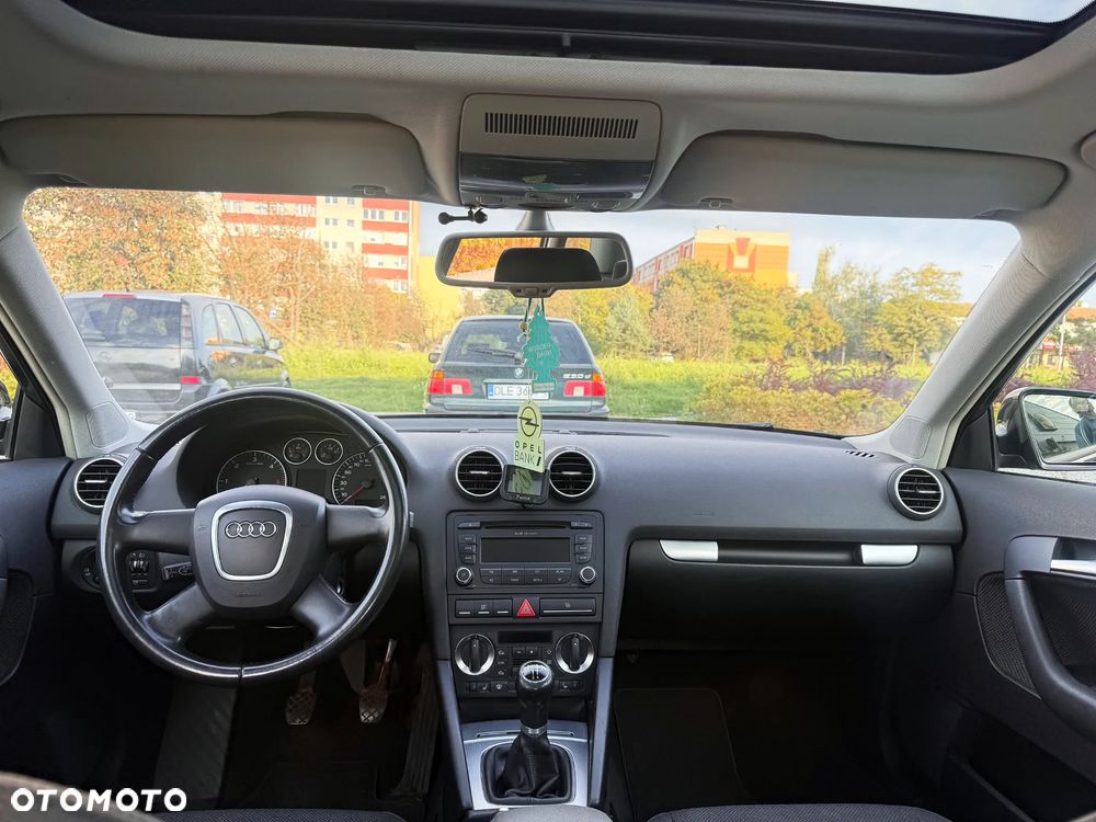 Audi A3 Sportback 1.9 TDI DPF Attraction - 11