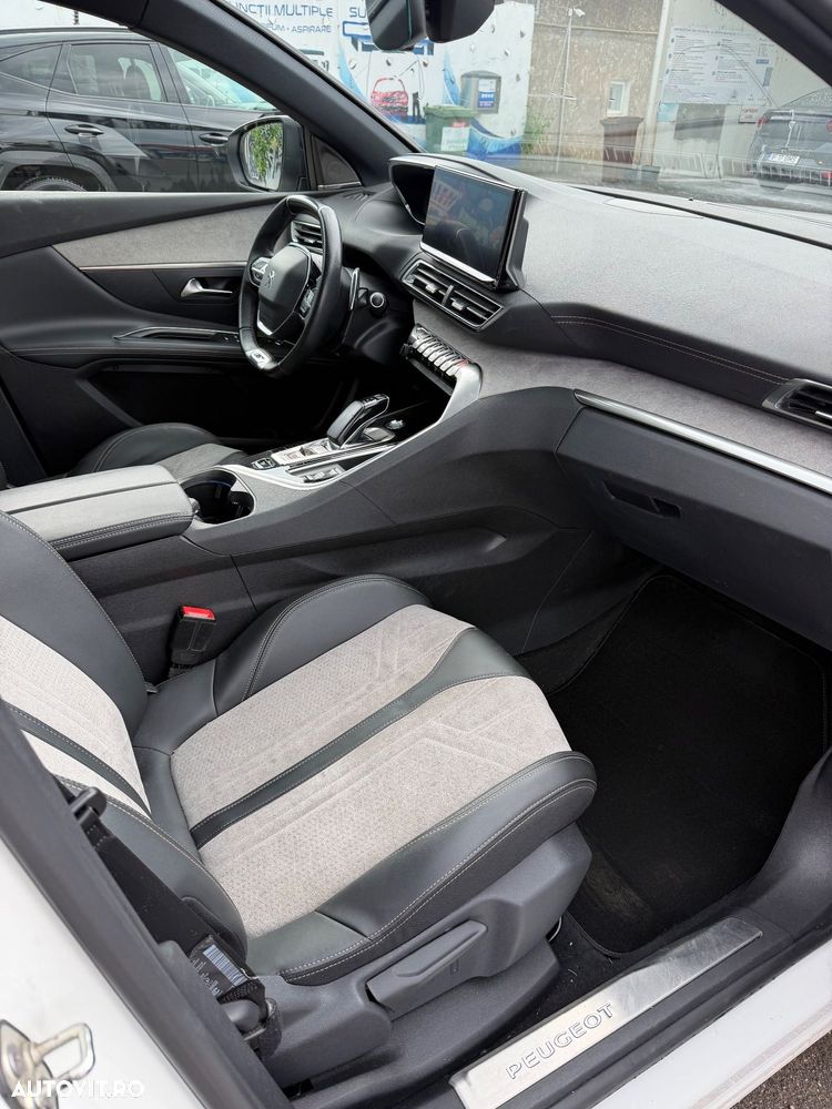 Peugeot 3008 PHEV 300 EAT8 4X4 GT - 7