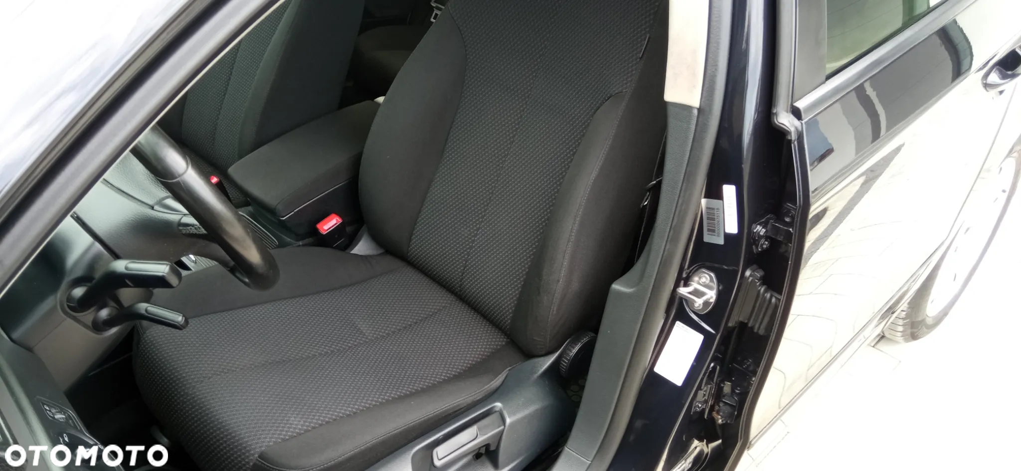 Volkswagen Passat 2.0 TDI DPF Trendline - 15
