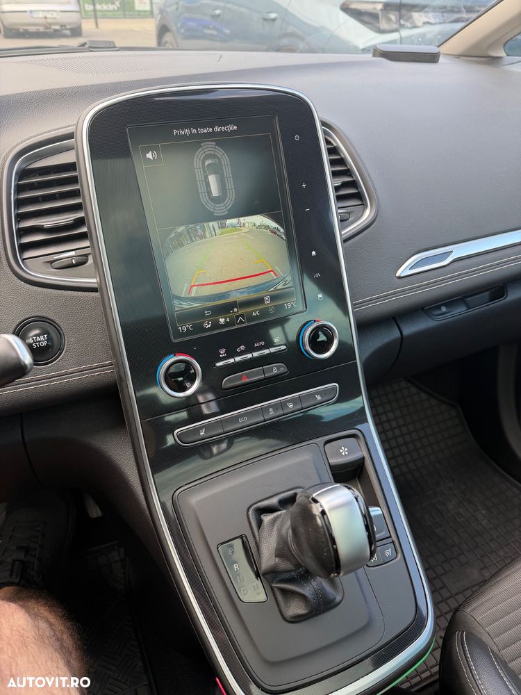 Renault Scenic - 18