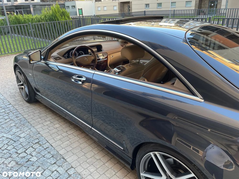 Mercedes-Benz CL 500 4-Matic BlueEff - 9