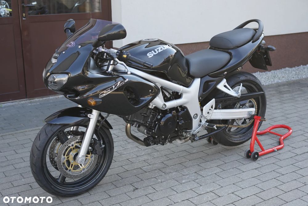 Suzuki SV - 21