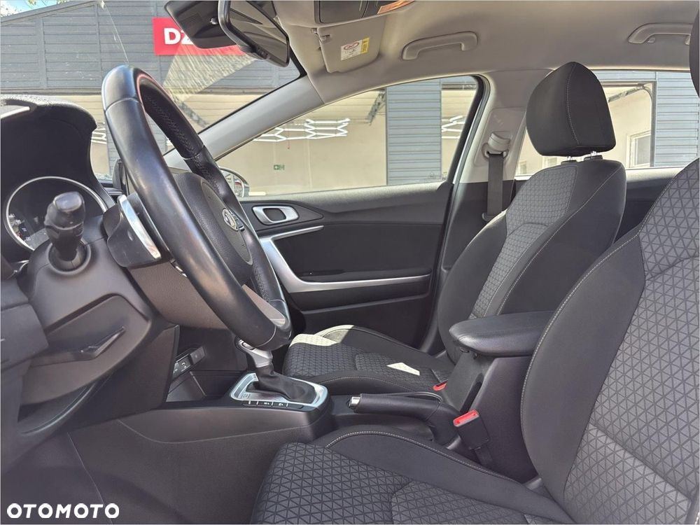 Kia Ceed 1.5 T-GDI M DCT - 10