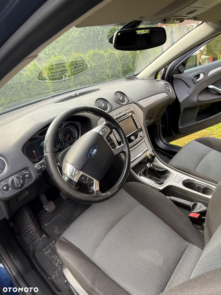 Ford Mondeo 2.0 TDCi Ambiente - 8