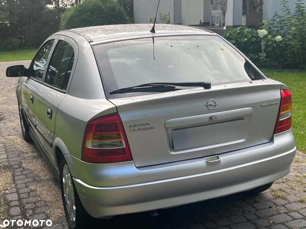 Opel Astra 1.4 Start - 4