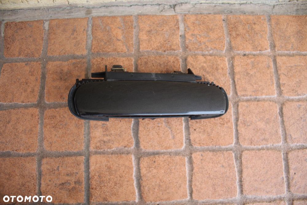 KLAMKA DRZWI PRAWY TYŁ LZ9W AUDI A6 C5 4B0839885 - 1