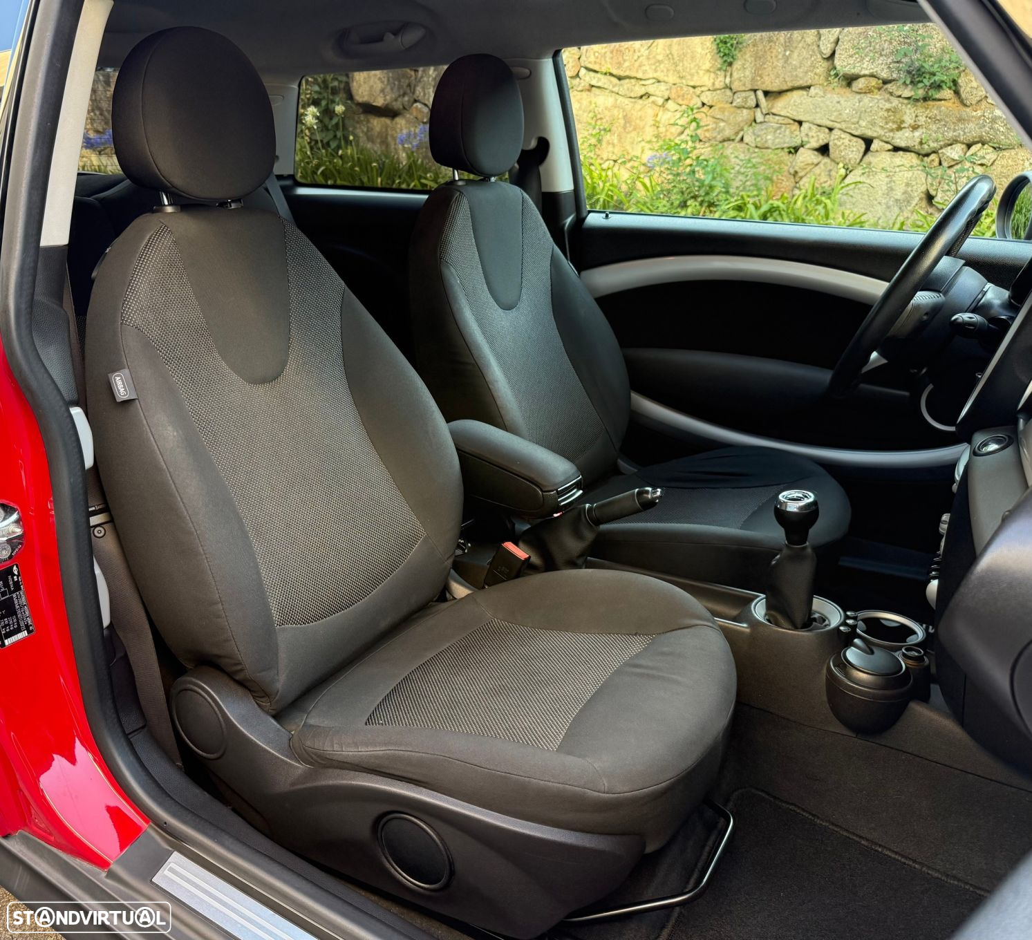 MINI 3 Portas One - 19