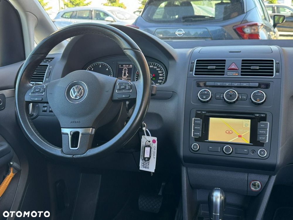 Volkswagen Touran 1.6 TDI DPF BlueMotion Technology DSG Comfortline - 26