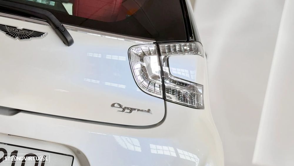 Aston Martin Cygnet Multidrive CVT - 6