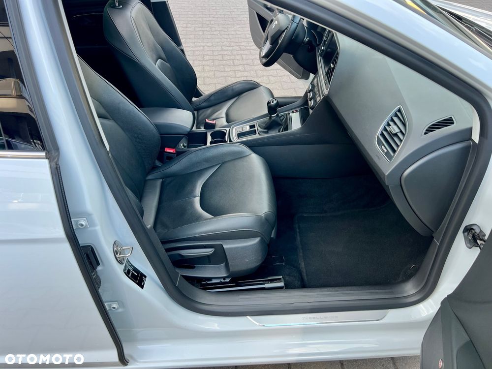 Seat Leon 1.4 TSI Start&Stop XCELLENCE - 12