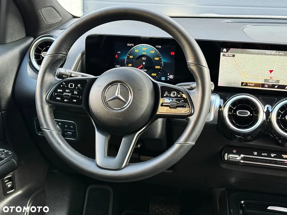 Mercedes-Benz GLB 200 d 8G-DCT Progressive - 16